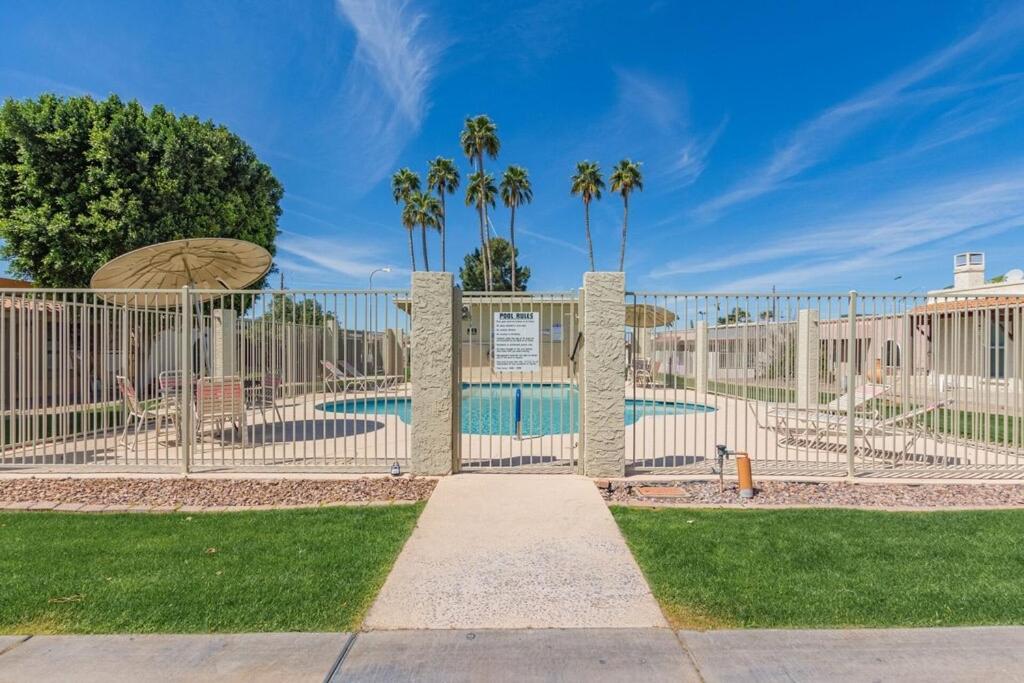 New Remodeled Home On Golf Course メサ エクステリア 写真